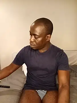 WaiterZim online show from October 2025 07:59:02 PM