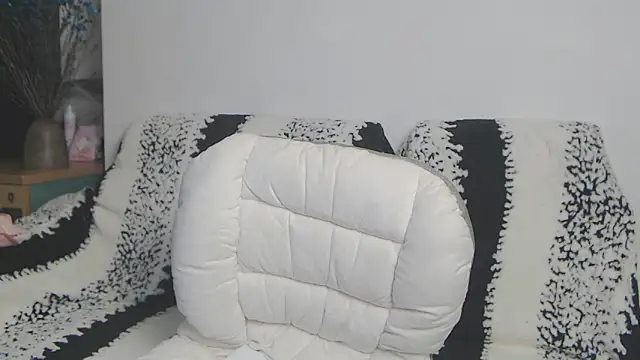 Suzie Wet Cave online show from January 2026 05:27:02 PM