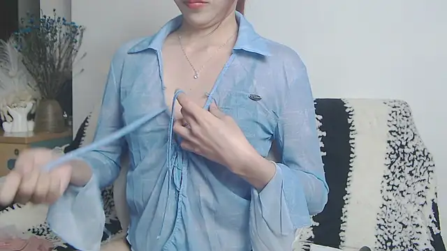 Suzie Wet Cave online show from January 2026 12:23:02 PM