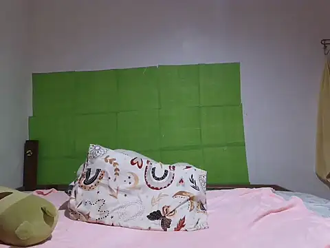 Prettyasianbelle online show from May 2026 10:45:02 AM