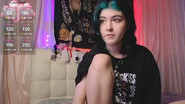 Snapshot of Miko_Meow chatting on September 2025 04:51:01 PM Miko Meow online show from September 2025 04:51:01 PM