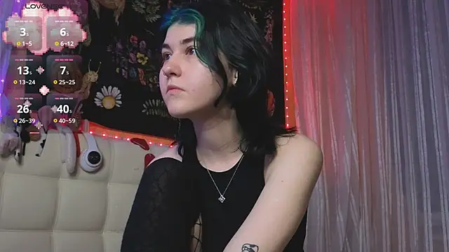 Snapshot of Miko_Meow chatting on September 2025 12:40:01 PM Miko Meow online show from September 2025 12:40:01 PM