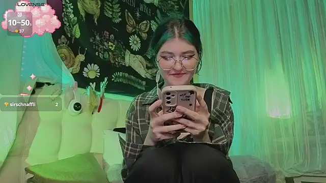 Miko Meow online show from October 2025 08:19:02 PM