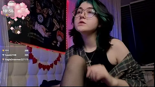 Snapshot of Miko_Meow chatting on September 2025 04:13:02 PM Miko Meow online show from September 2025 04:13:02 PM