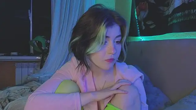 Snapshot of Miko_Meow chatting on July 2026 10:21:02 PM Miko Meow online show from July 2026 10:21:02 PM