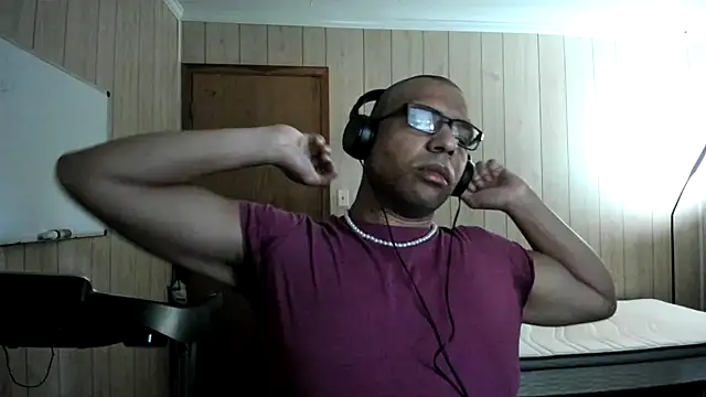 NaturalBeautyQueen online show from October 2025 12:28:02 PM