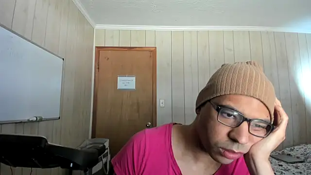 NaturalBeautyQueen online show from October 2025 04:29:01 PM