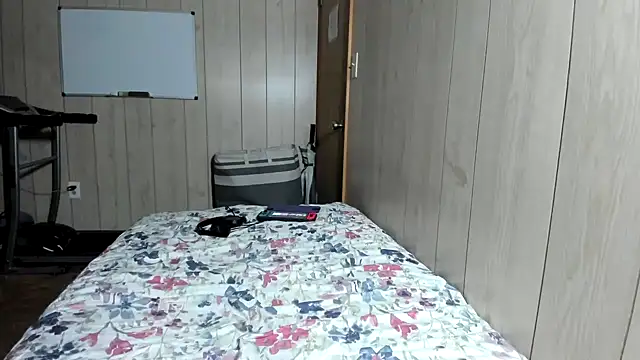 NaturalBeautyQueen online show from October 2025 09:52:01 AM