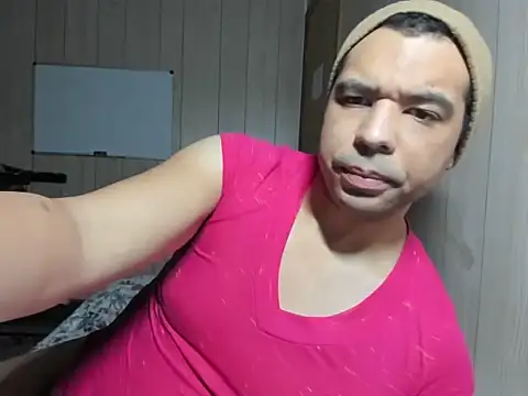 NaturalBeautyQueen online show from December 2025 12:44:02 AM