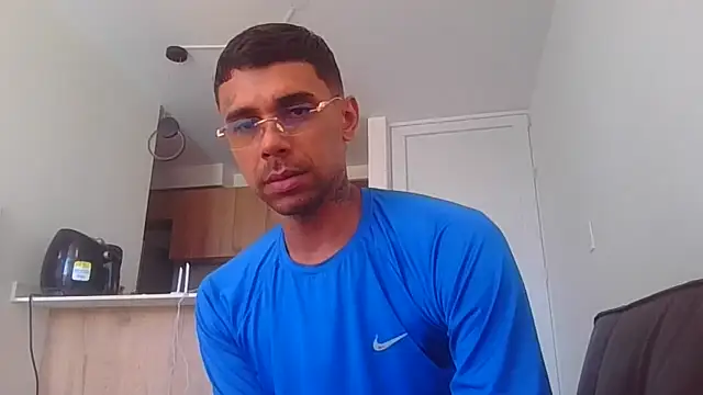 Snapshot of allanjones15 chatting on September 2025 06:39:02 PM allanjones15 online show from September 2025 06:39:02 PM