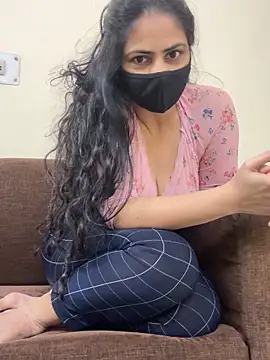 SashaPatel online show from November 2025 03:28:02 AM