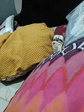 Mumuska online show from November 2025 05:27:01 PM