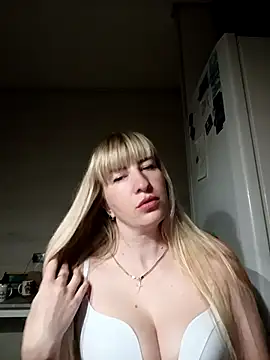 babyjessi online show from October 2025 09:15:02 PM