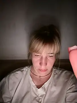 babyjessi online show from September 2025 10:21:01 PM