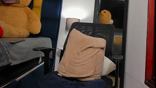 Evan Storn online show from January 2026 03:32:01 AM