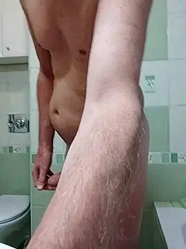 ExhibitPoll online show from October 2025 03:12:01 PM