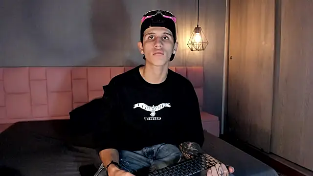  realwav online show from November 2025 05:02:01 PM