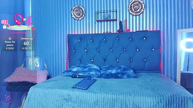 geminis milf online show from March 2026 07:04:02 PM