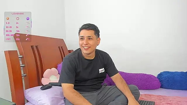 LordValdomero-00 online show from March 2026 08:46:02 PM