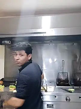 LordValdomero-00 online show from November 2025 11:38:02 PM