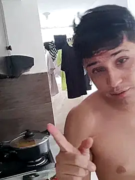 LordValdomero-00 online show from November 2025 05:24:01 PM