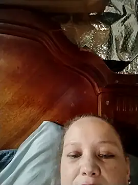kellyjean0217 online show from October 2025 03:36:01 PM