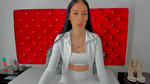 Snapshot of PleasureJasmine chatting on November 2025 10:26:01 AM PleasureJasmine online show from November 2025 10:26:01 AM