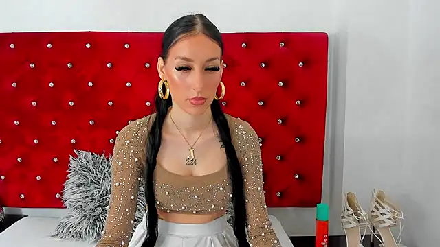 Snapshot of PleasureJasmine chatting on October 2025 07:20:02 AM PleasureJasmine online show from October 2025 07:20:02 AM