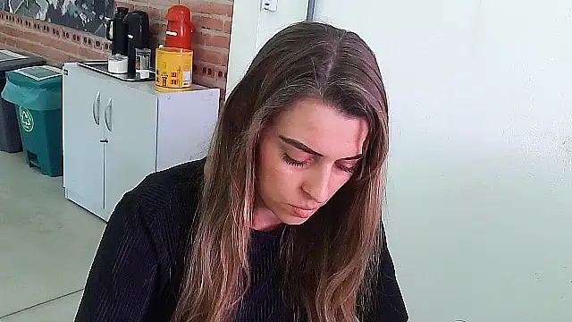 Snapshot of SweetGraciosa chatting on September 2025 06:01:01 PM SweetGraciosa online show from September 2025 06:01:01 PM