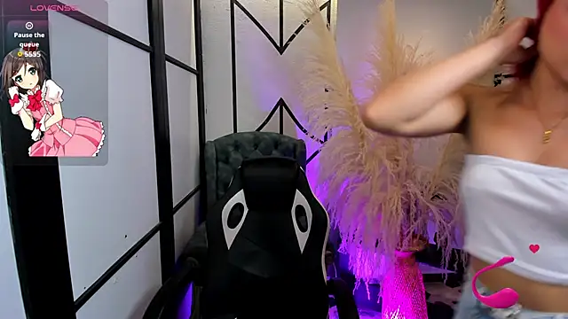 NahomiRichards  online show from February 2026 04:34:02 AM