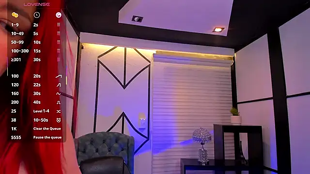 NahomiRichards  online show from November 2025 04:45:01 AM