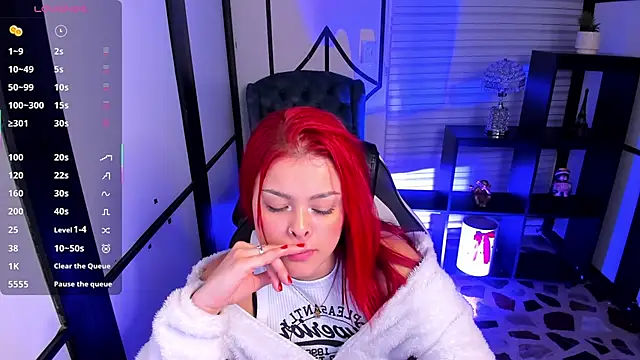 NahomiRichards  online show from November 2025 08:58:02 AM