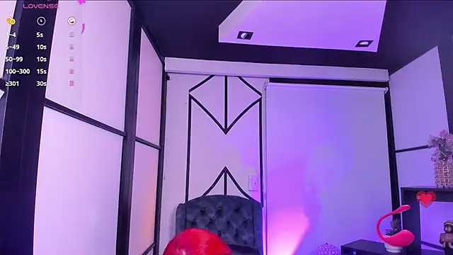 NahomiRichards  online show from December 2025 06:02:01 AM