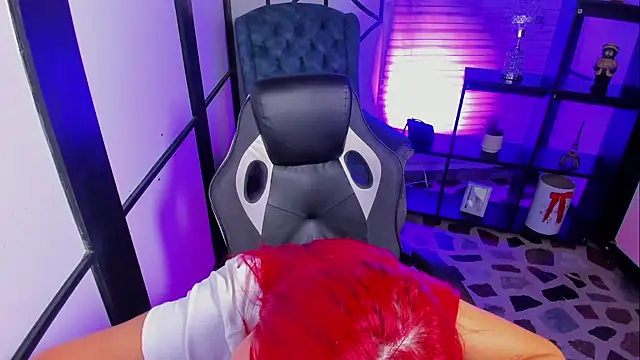 NahomiRichards  online show from September 2025 04:35:02 AM