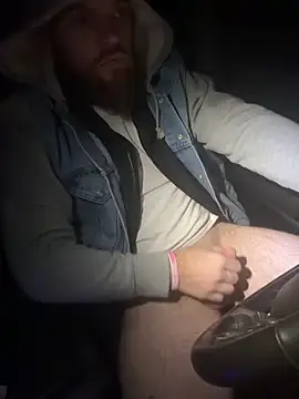 bearcub300 online show from December 2025 06:03:01 AM