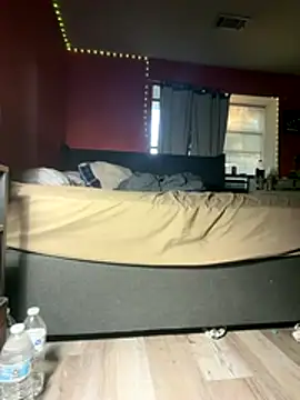 bearcub300 online show from October 2025 01:03:02 PM