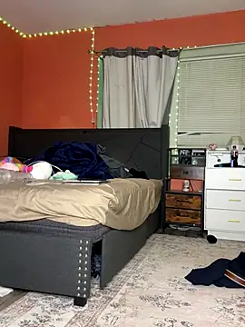 bearcub300 online show from October 2025 10:28:01 AM