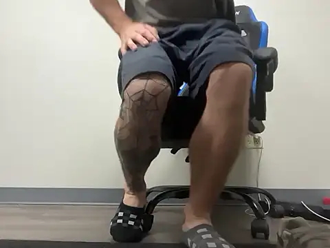 bearcub300 online show from September 2025 11:21:01 AM