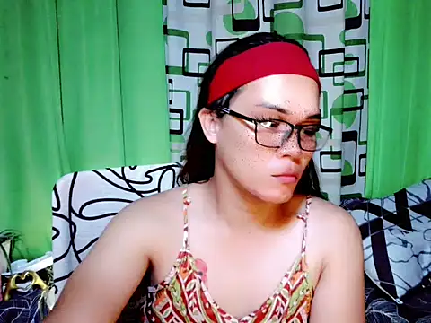 urdreamgirljacky online show from September 2025 06:02:01 PM