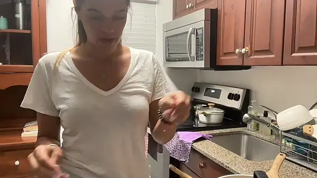 prettyykitty22 online show from May 2026 02:06:02 AM