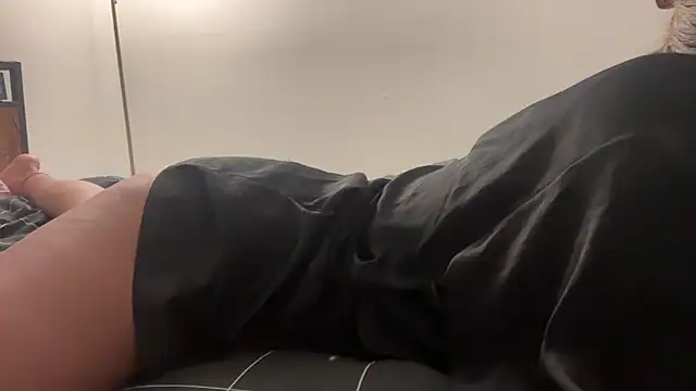 prettyykitty22 online show from October 2025 04:02:02 AM