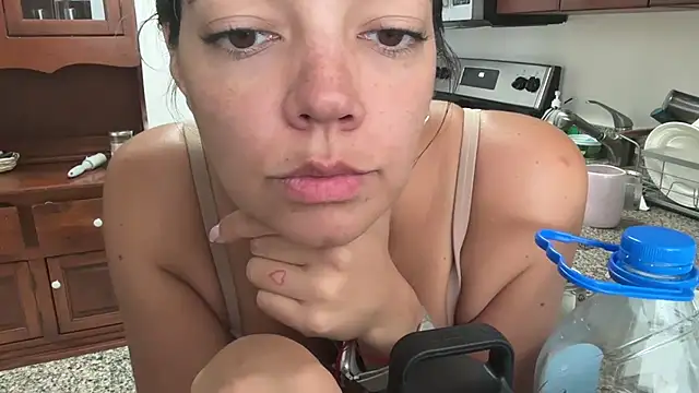 prettyykitty22 online show from January 2026 06:37:01 PM