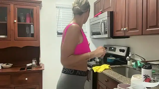 prettyykitty22 online show from January 2026 08:34:01 PM