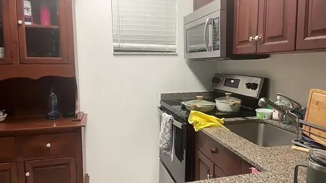 prettyykitty22 online show from November 2025 02:28:02 AM