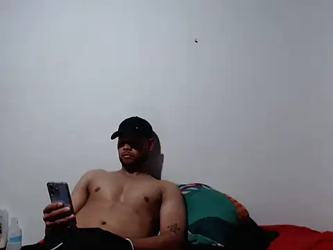 lukas angelo online show from October 2025 04:14:01 AM