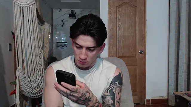 Snapshot of AteneoJr chatting on October 2025 04:53:02 AM AteneoJr online show from October 2025 04:53:02 AM