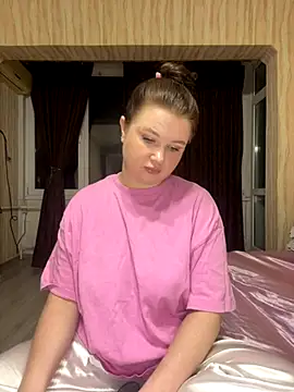 Di Olivia online show from November 2025 05:35:01 PM