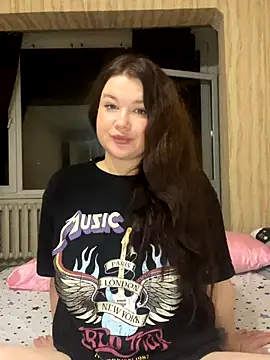 Di Olivia online show from November 2025 04:33:02 PM