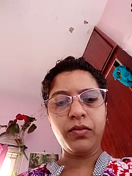 Snapshot of thanusi_2 chatting on September 2025 03:35:02 AM thanusi 2 online show from September 2025 03:35:02 AM