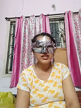 Snapshot of thanusi_2 chatting on June 2026 05:29:02 PM thanusi 2 online show from June 2026 05:29:02 PM